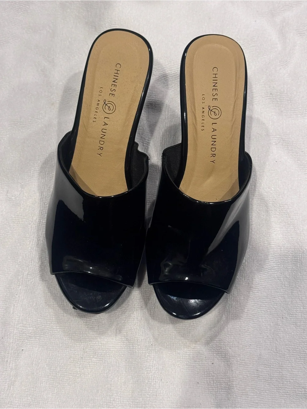 Chinese Laundry Black Patent Open-Toe Slide Mules